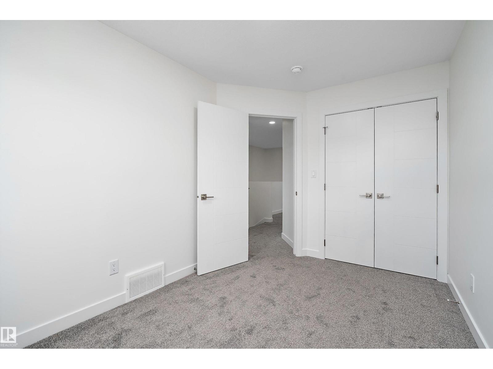 444 Crystal Creek LI — photo 24