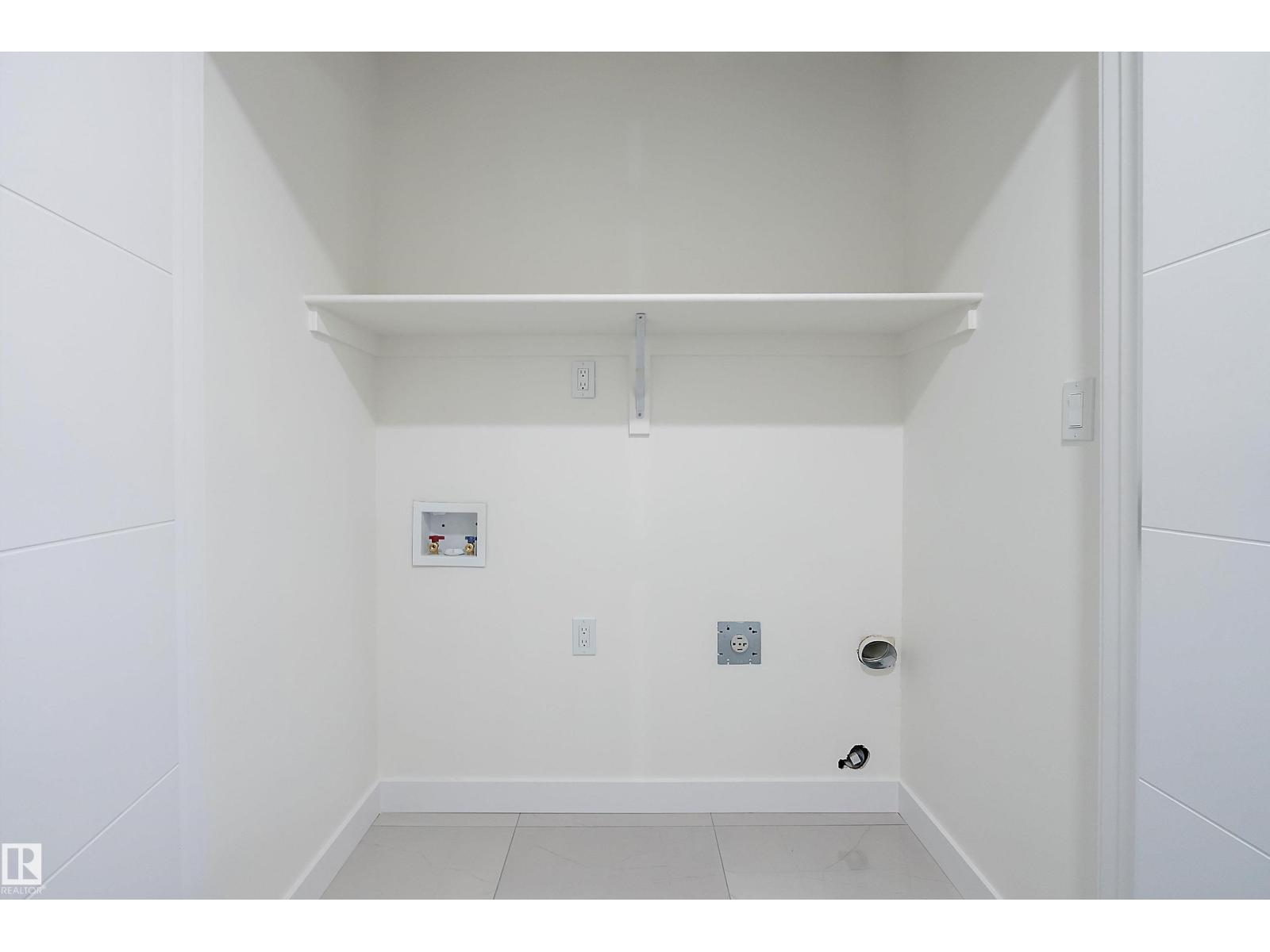 444 Crystal Creek LI — photo 35