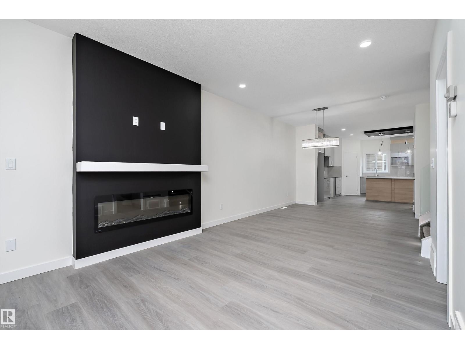 444 Crystal Creek LI — photo 6