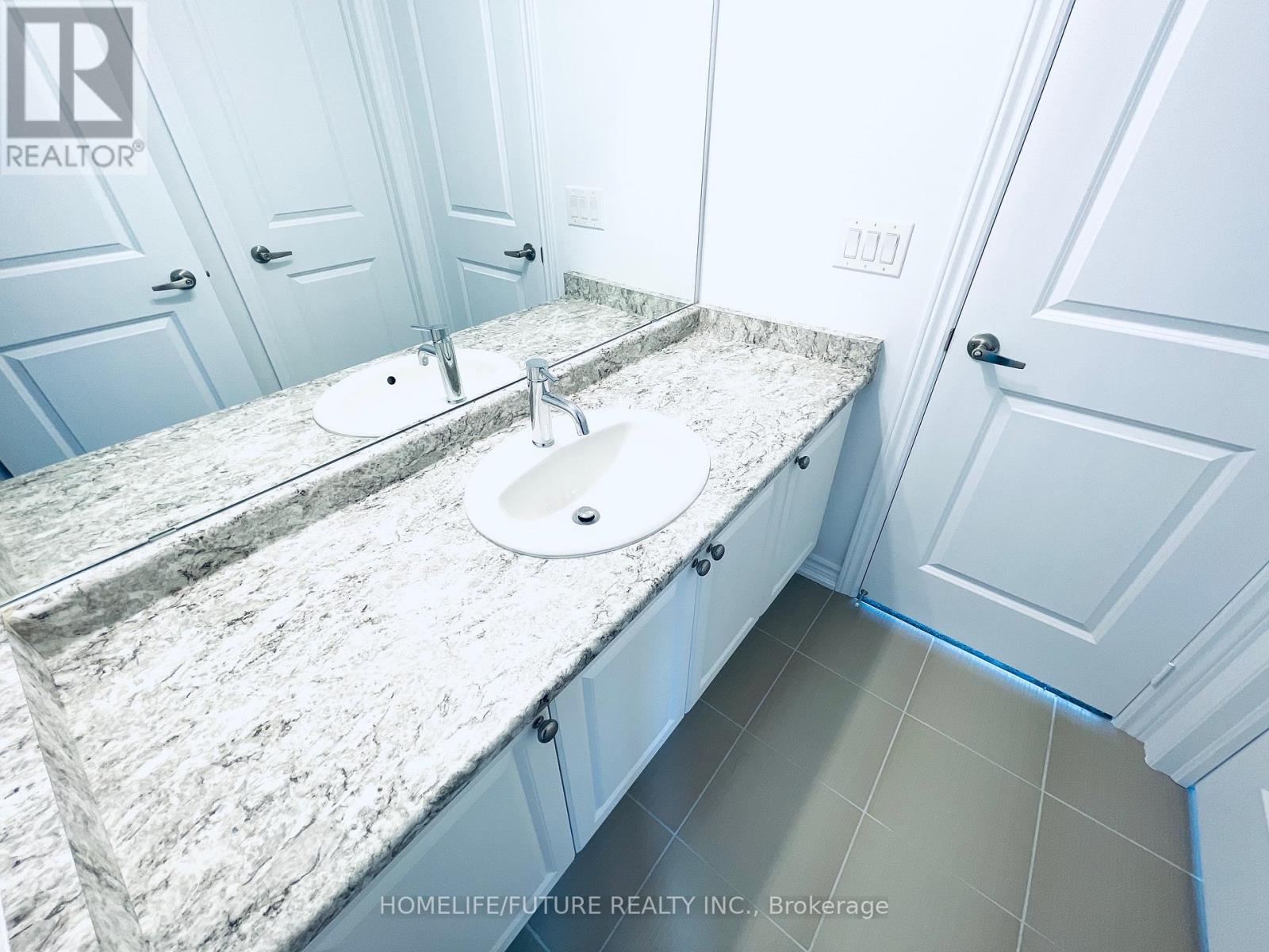 18 AITCHISON AVENUE - 24