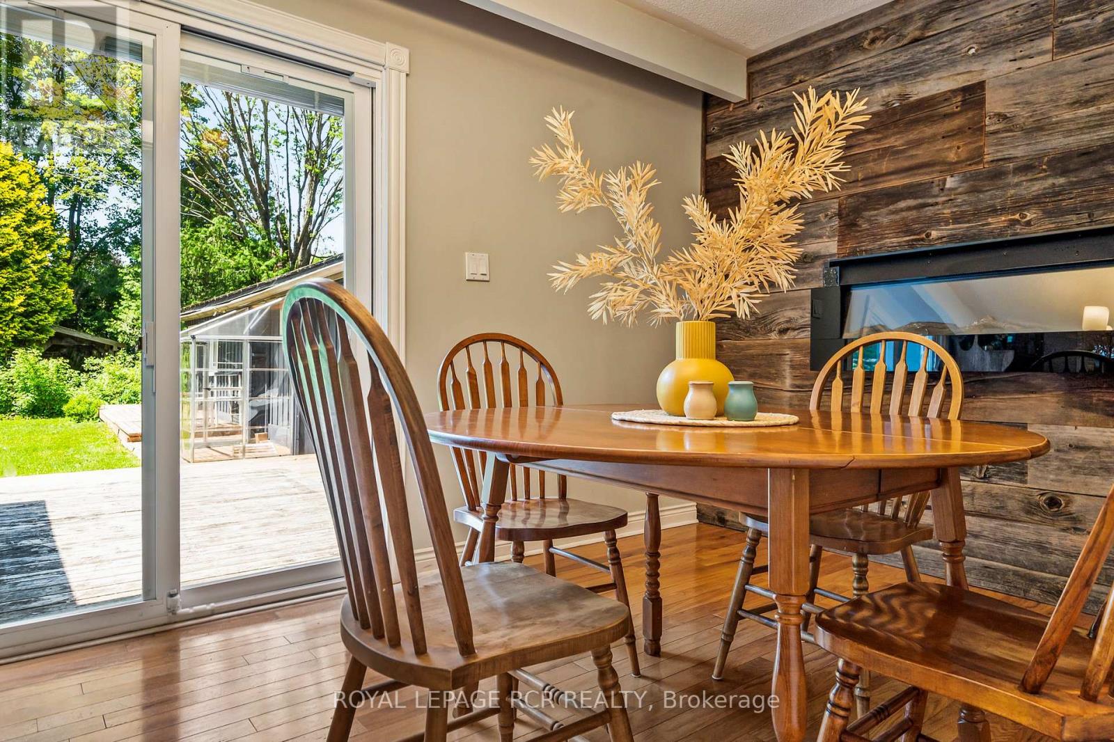 22 RANDY AVENUE - 12