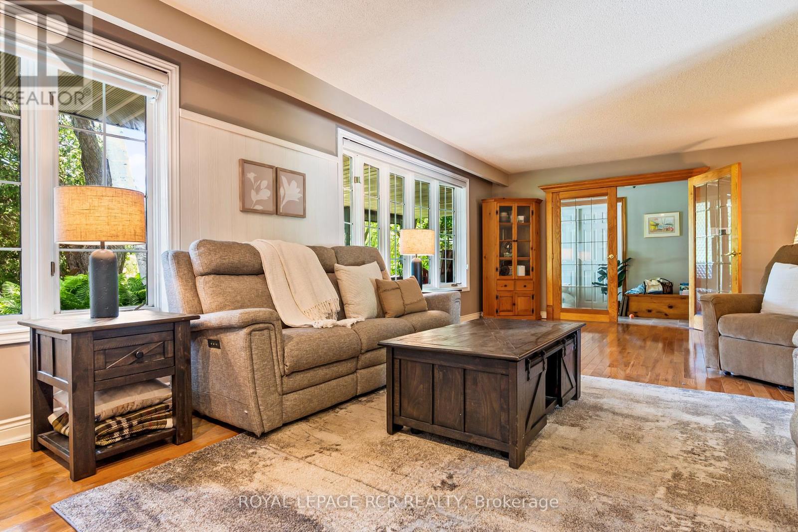 22 RANDY AVENUE - 4
