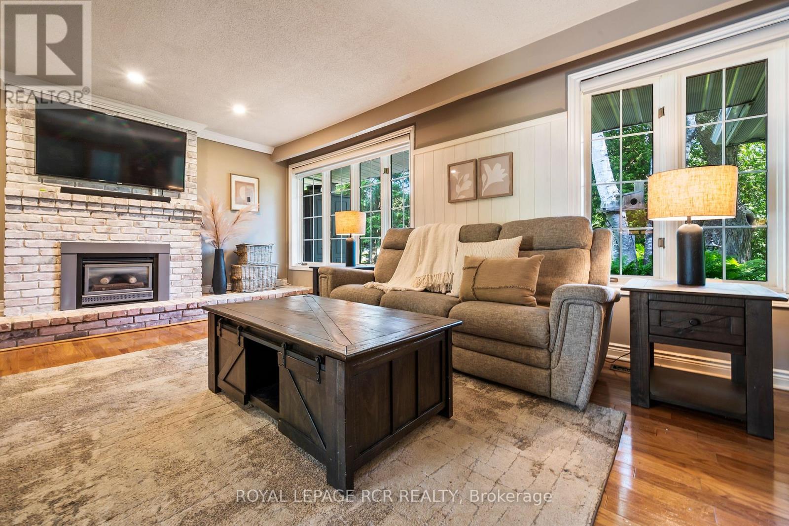 22 RANDY AVENUE - 5