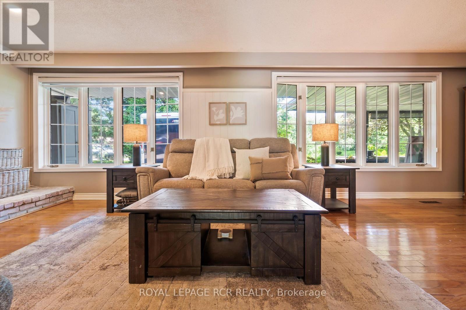 22 RANDY AVENUE - 6