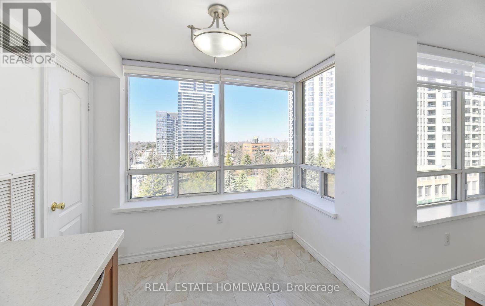 #916 88 GRANDVIEW WAY - 13