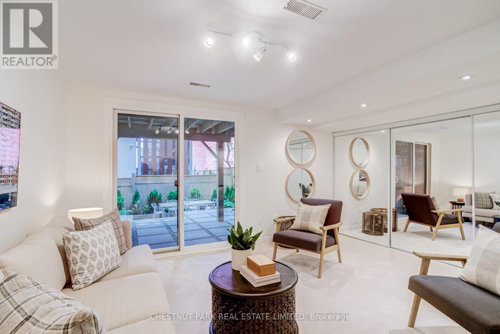 #9 41 SPRUCE STREET - 18
