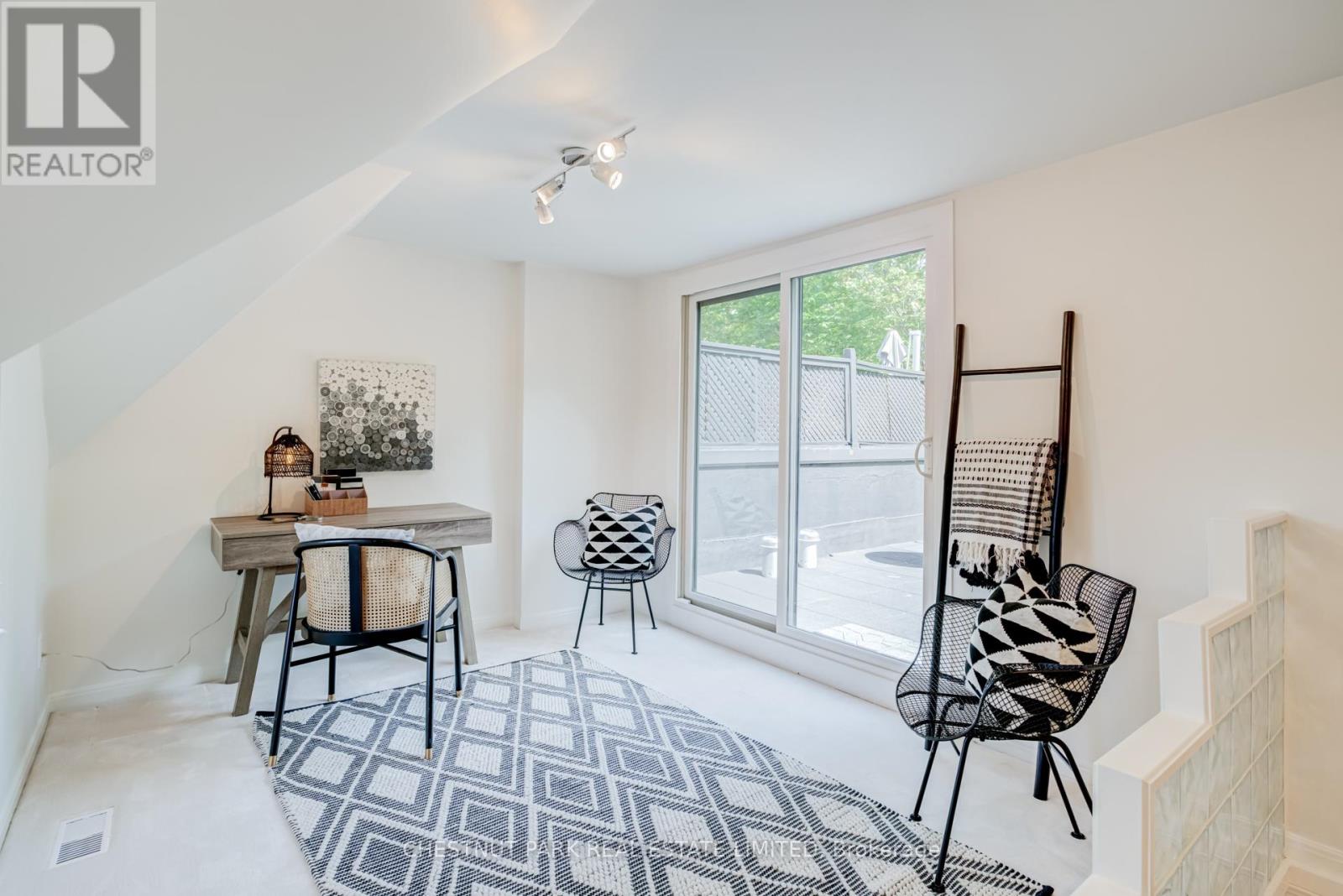 #9 41 SPRUCE STREET - 20