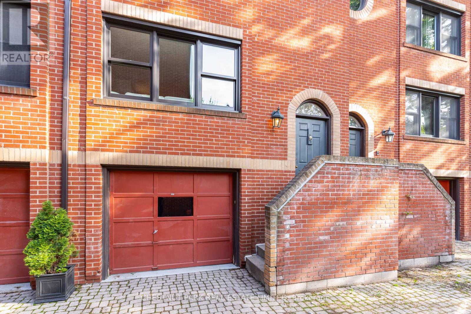 #9 41 SPRUCE STREET - 23