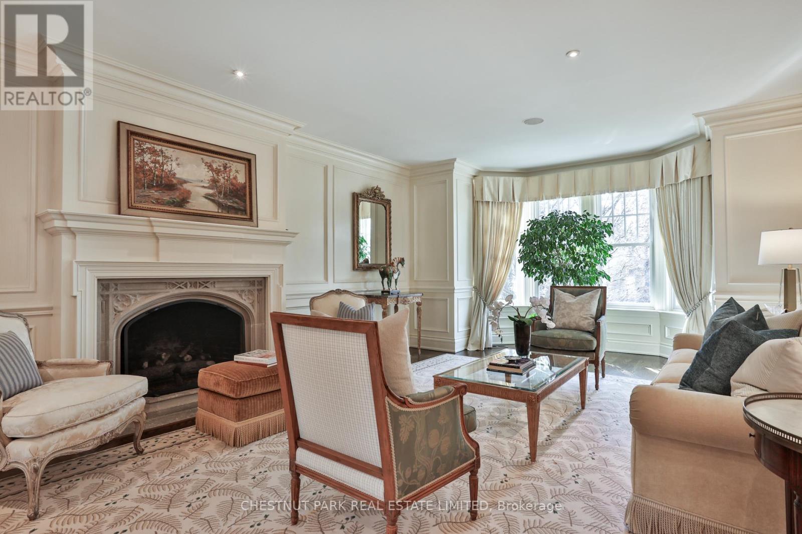 170 ROXBOROUGH DRIVE - 12
