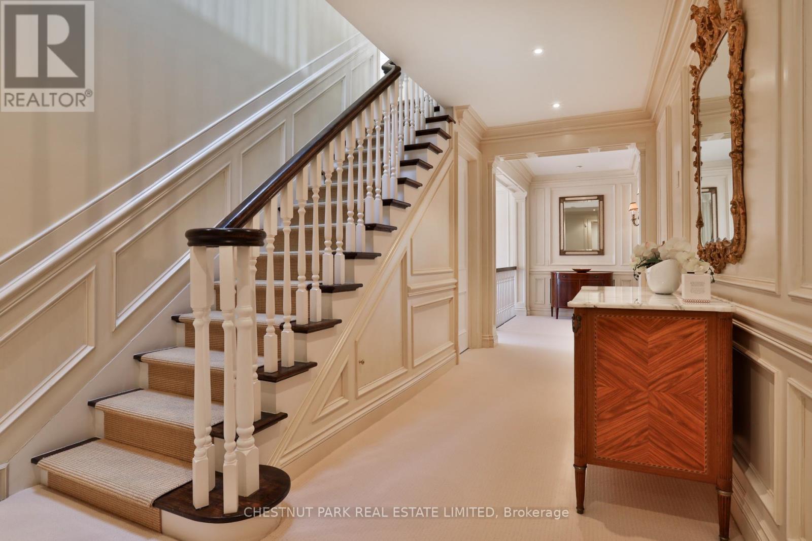 170 ROXBOROUGH DRIVE - 21