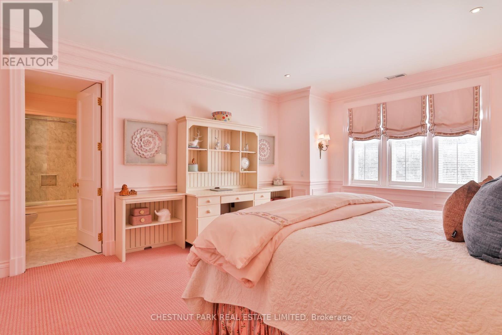 170 ROXBOROUGH DRIVE - 27