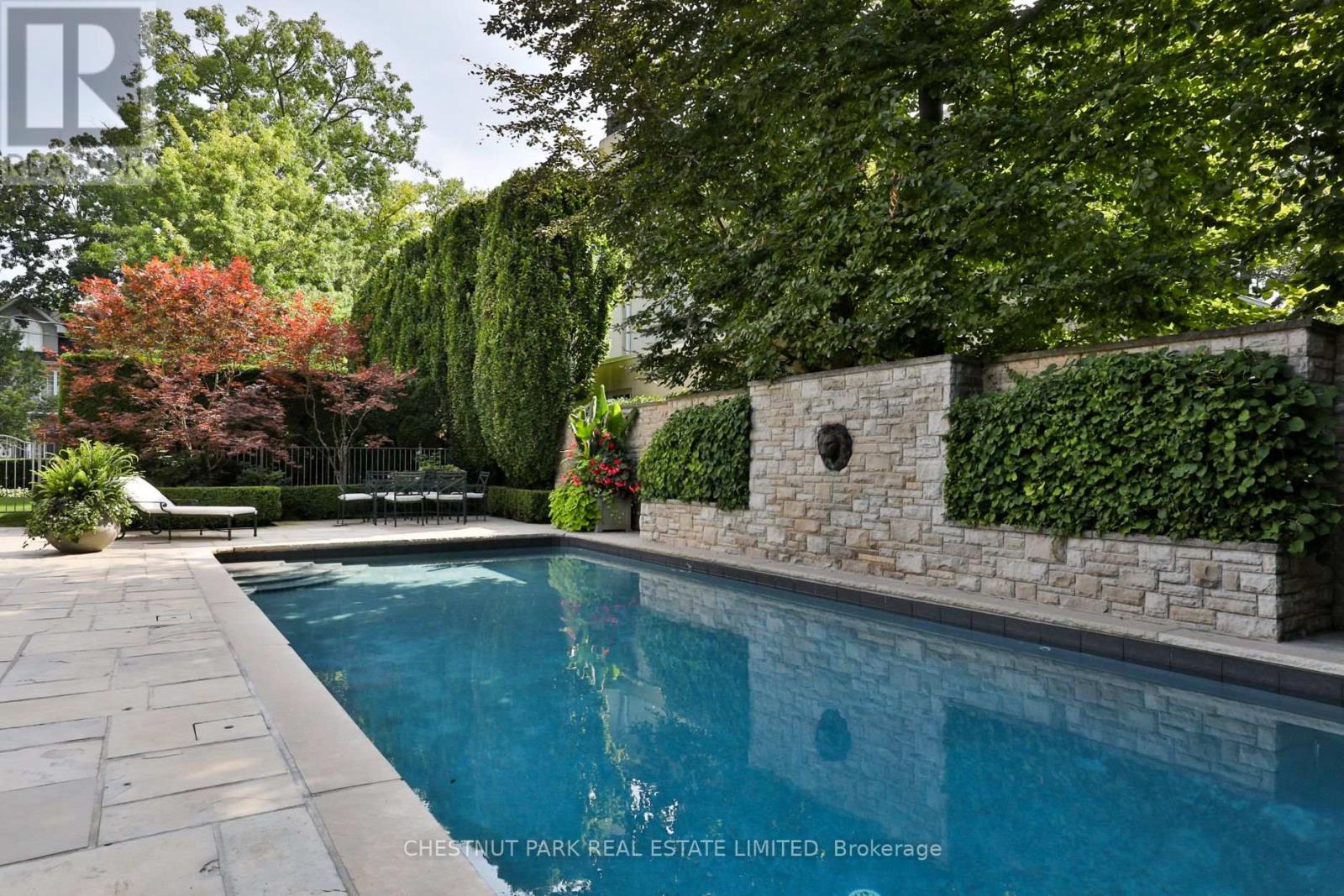 170 ROXBOROUGH DRIVE - 47