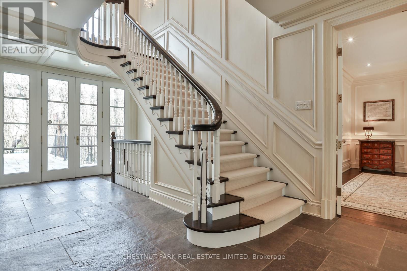 170 ROXBOROUGH DRIVE - 5
