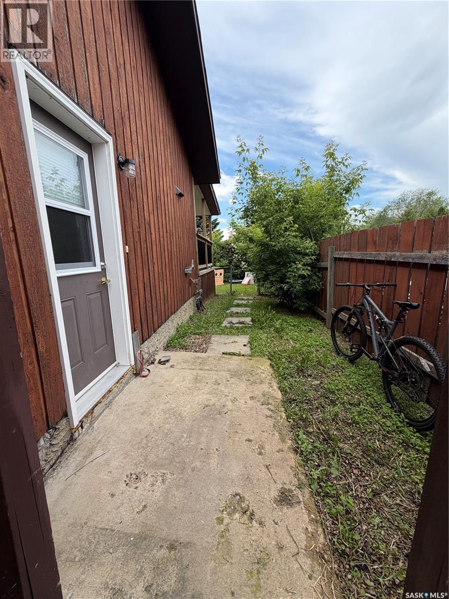 1801 Centennial CRESCENT - 40