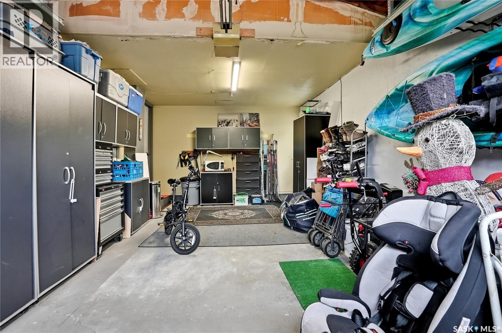 21 Neilson CRESCENT — photo 40