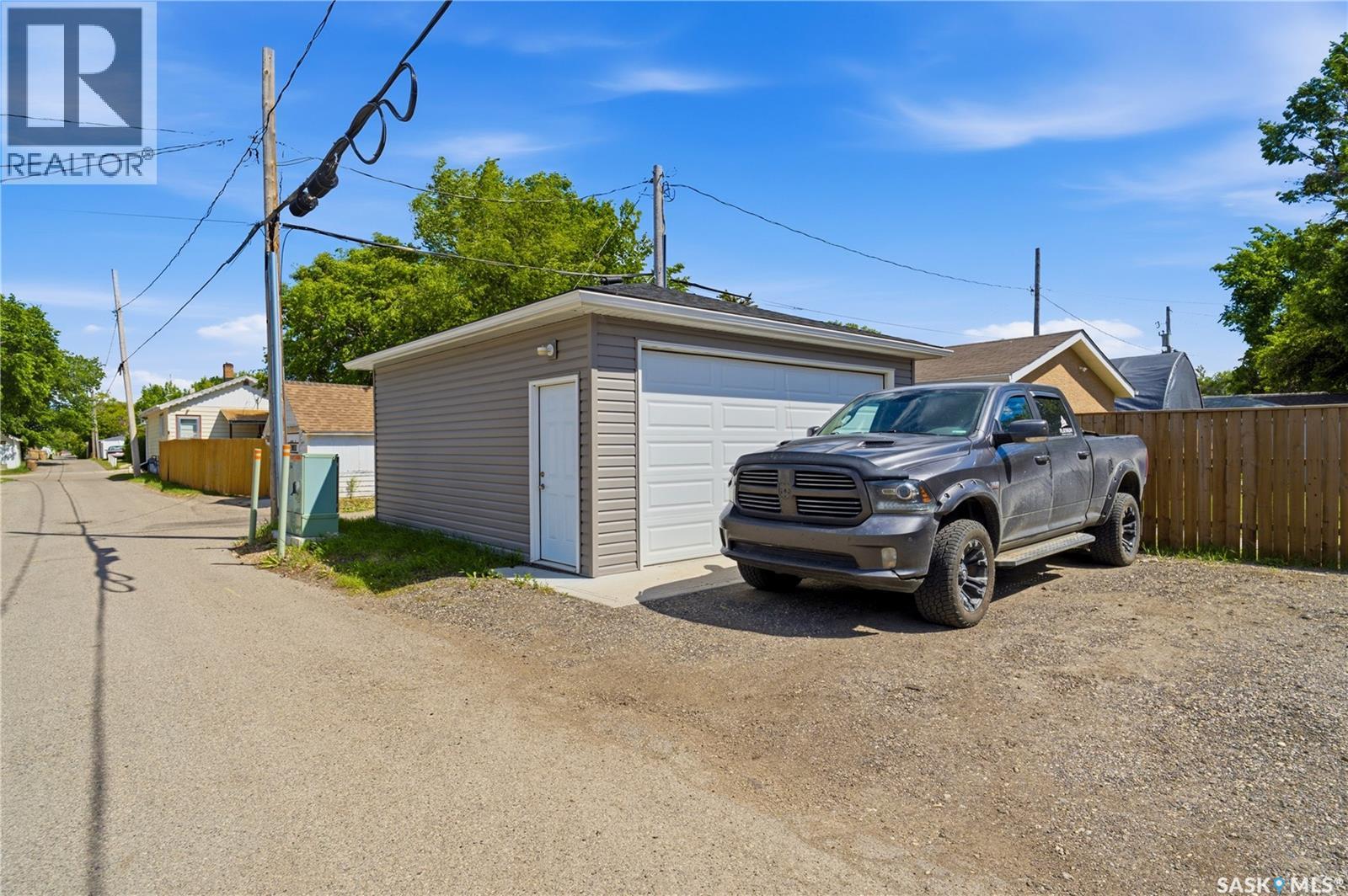 2423 Reynolds STREET - 20