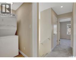 Living room - 2423 Reynolds Street, Regina, SK S4N3N8 Photo 11
