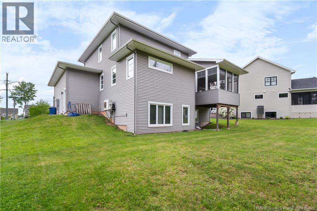 195 Larochelle Street - Image 44