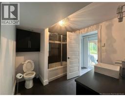 195 Larochelle Street, Dieppe, NB E1A9N5 Photo 48