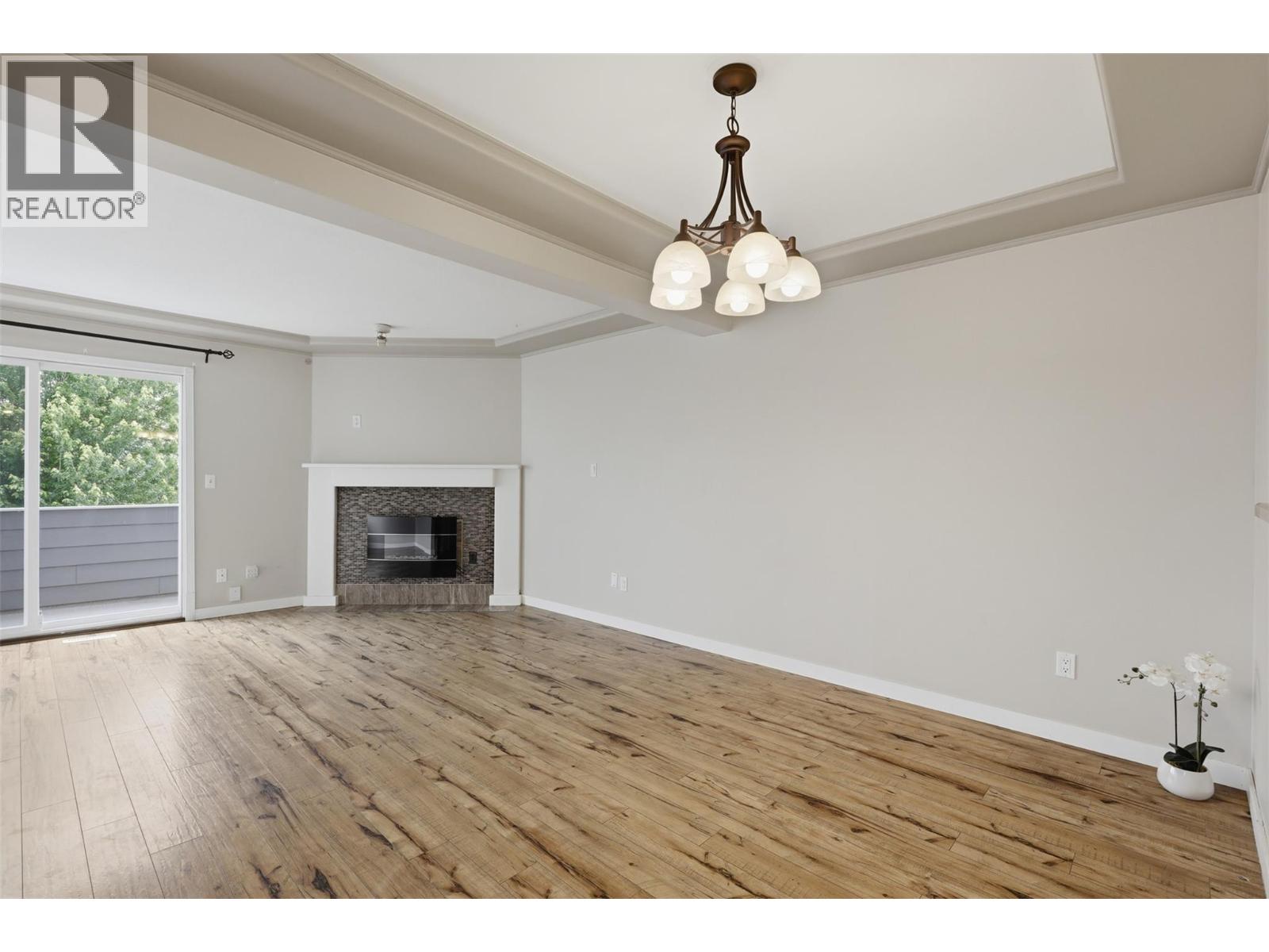 #12 1810 SPRINGHILL Drive - 6