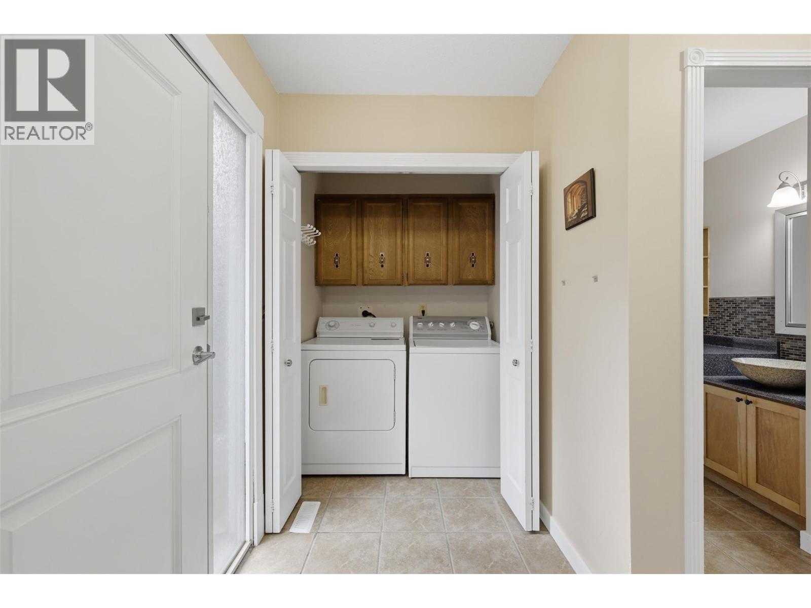 #12 1810 SPRINGHILL Drive - 19