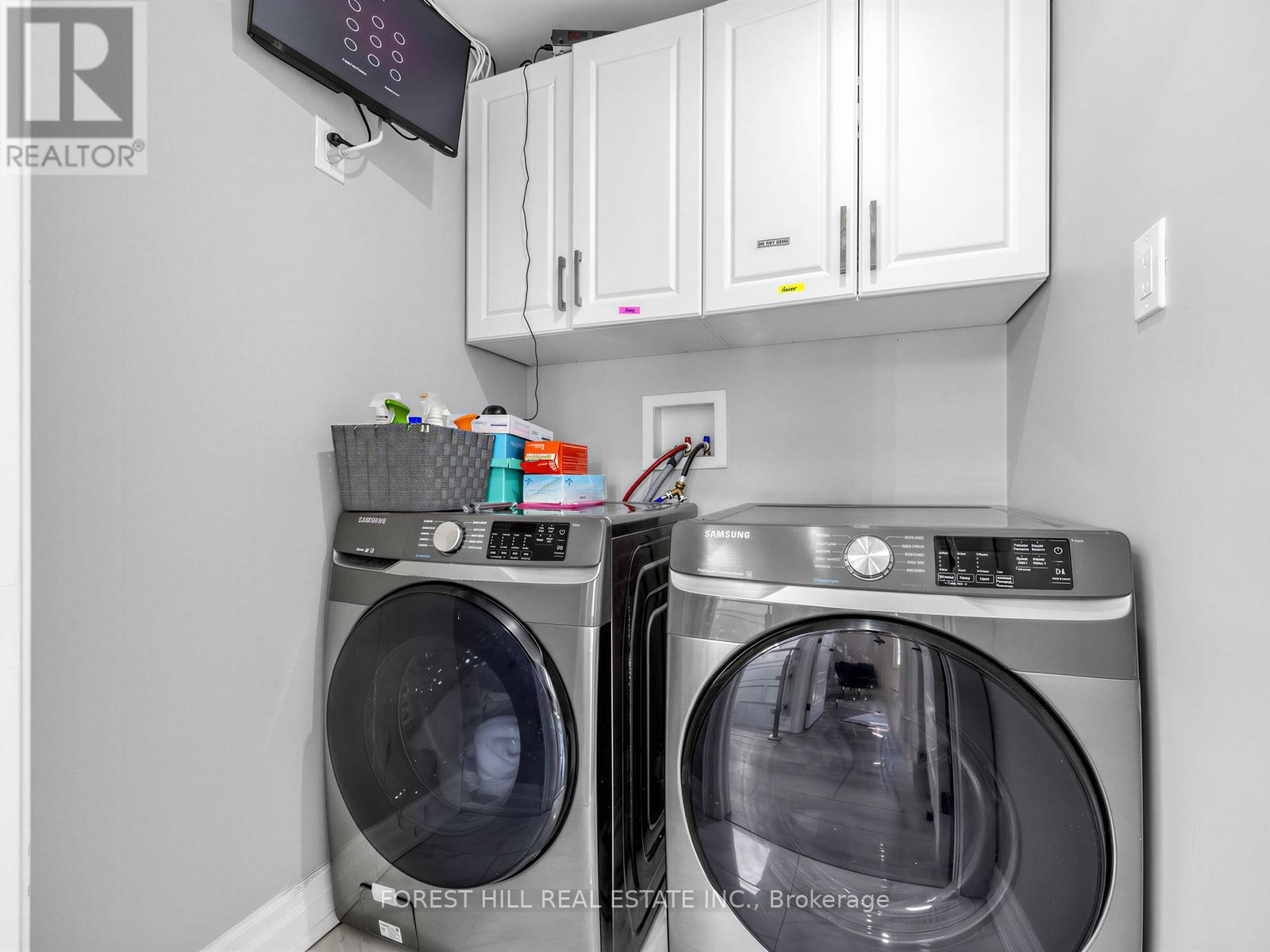 59A CLETA DRIVE - 24