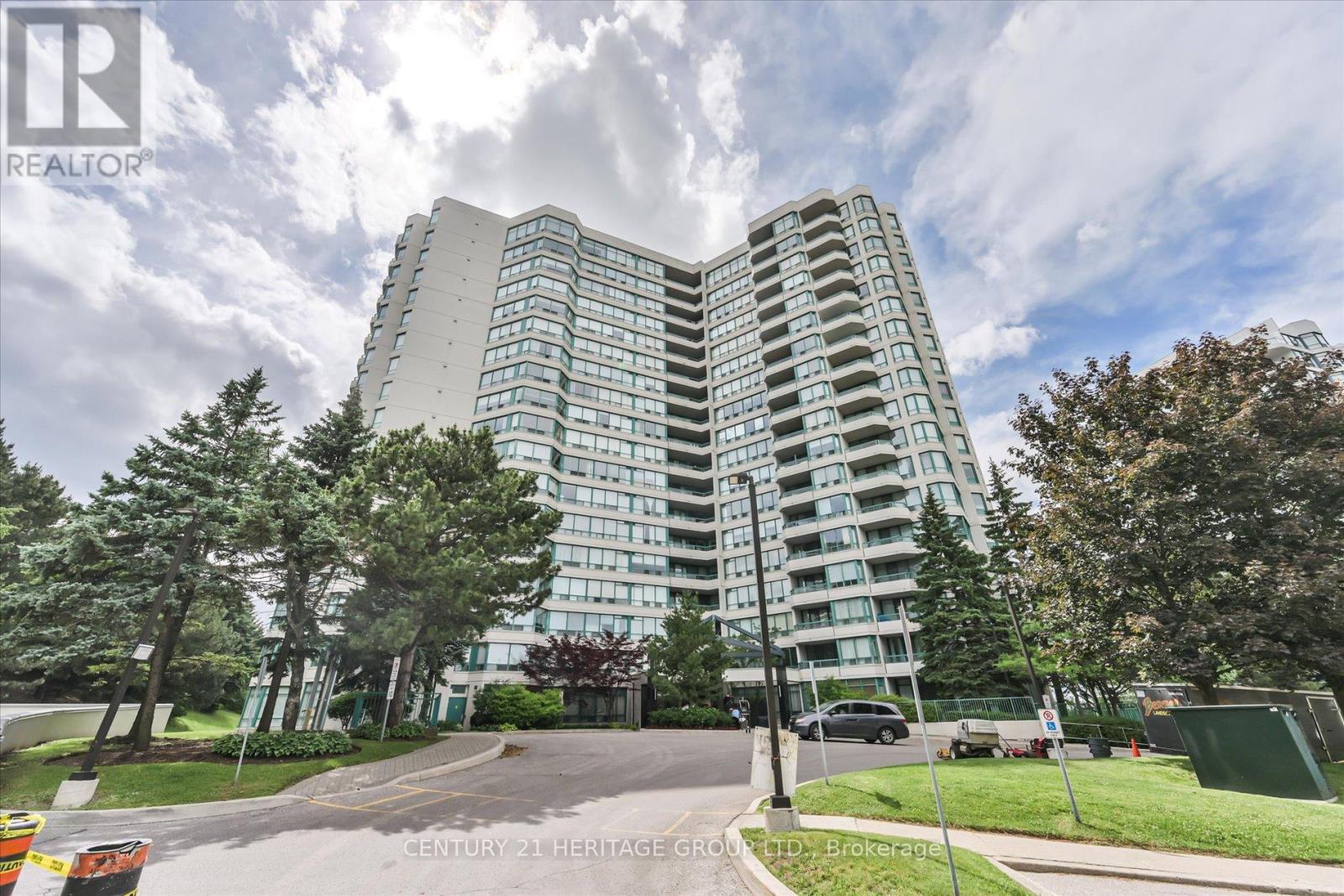 #410 7250 YONGE STREET - 1