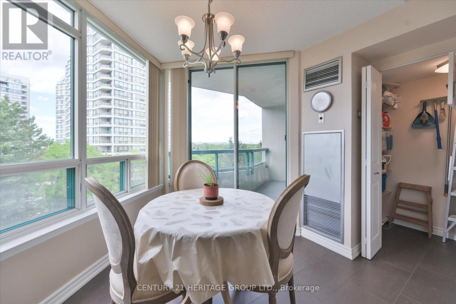 #410 7250 YONGE STREET - 15