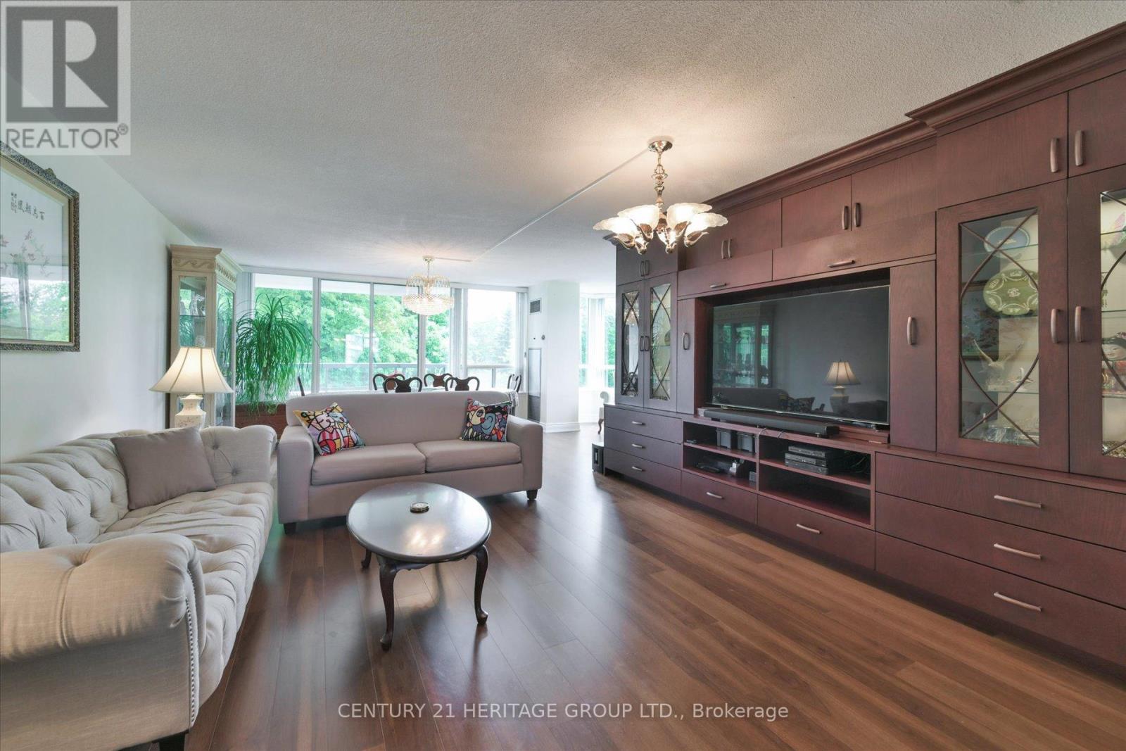 #410 7250 YONGE STREET - 7