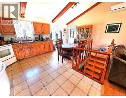 Bath (# pieces 1-6) - 2923 Route 205, Saint Francois De Madawaska, NB E7A1R4 Photo 6