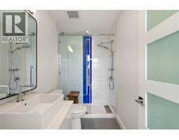603 916 Lyall St, Esquimalt, BC V9A5E6 Photo 21