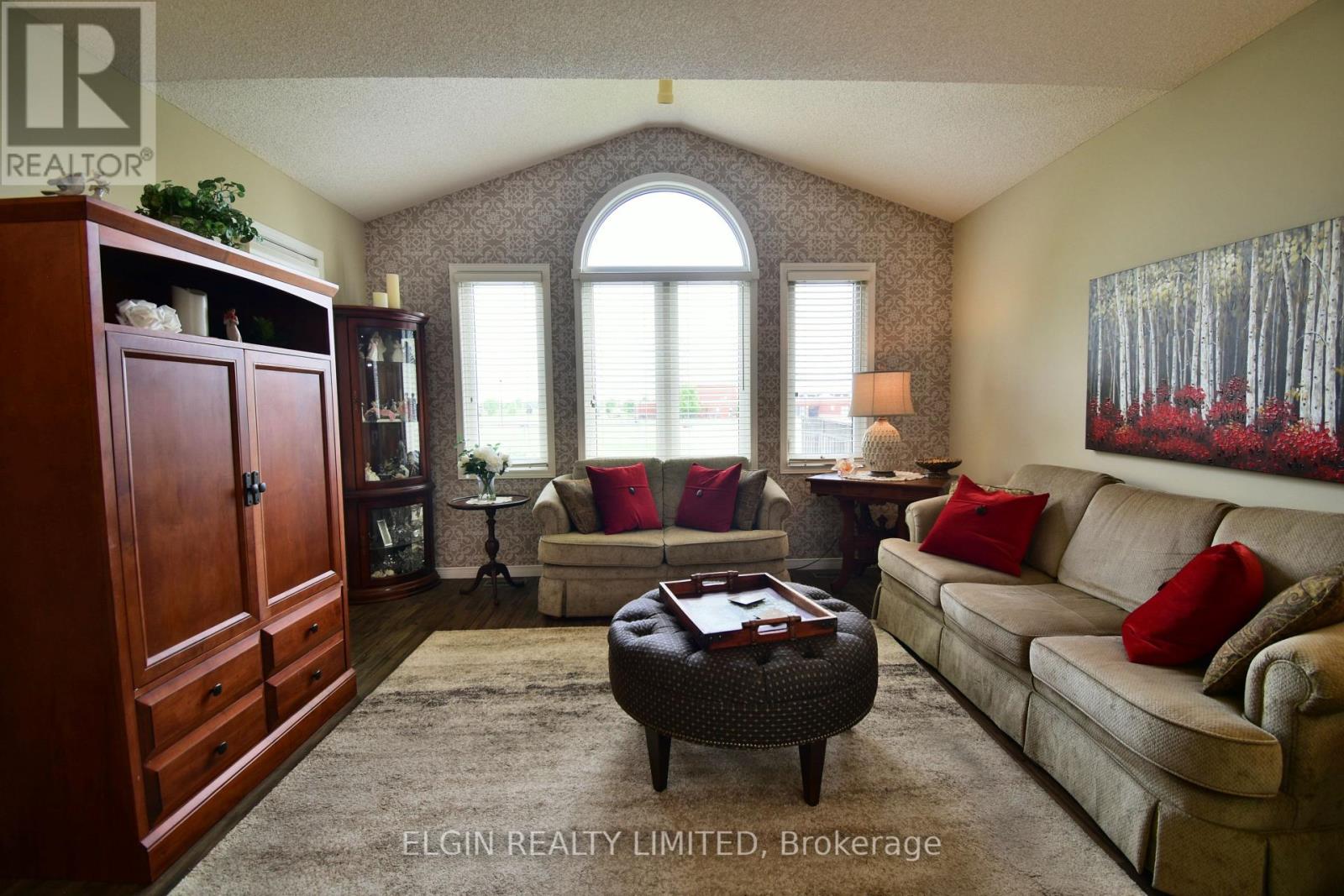 22 AXFORD PARKWAY - 11