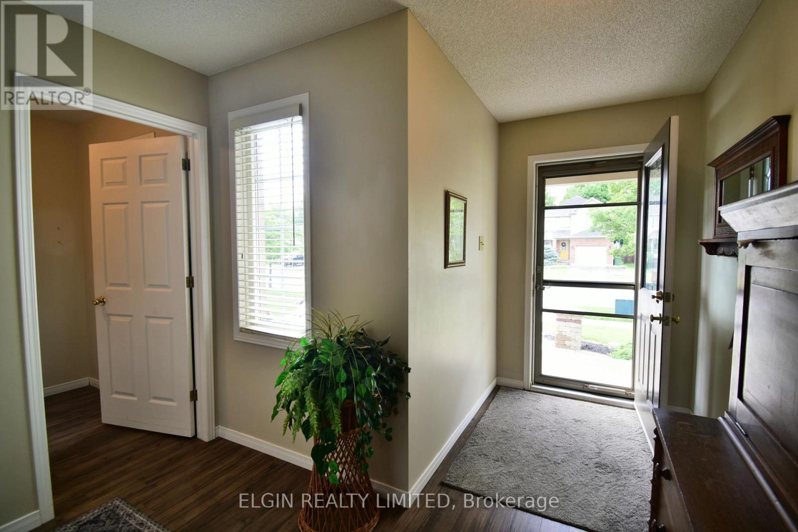 22 AXFORD PARKWAY - 4
