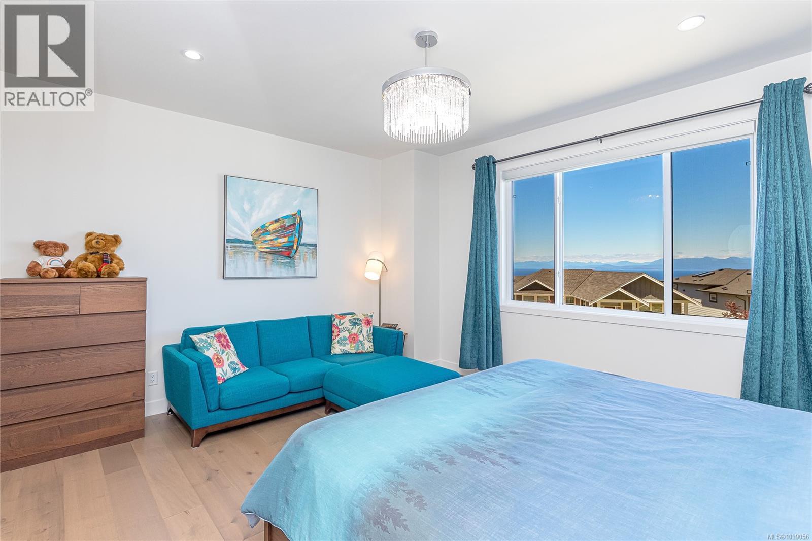 4701 Ambience Dr - 37