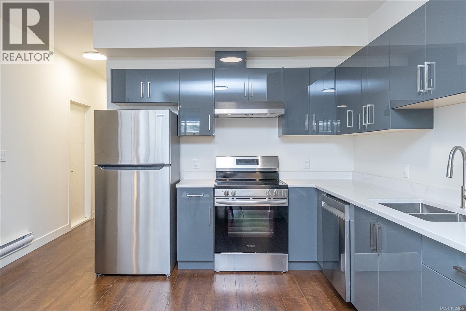 4701 Ambience Dr - 56