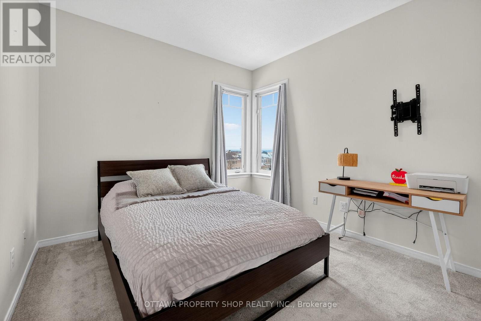 3385 CAMBRIAN ROAD - 20
