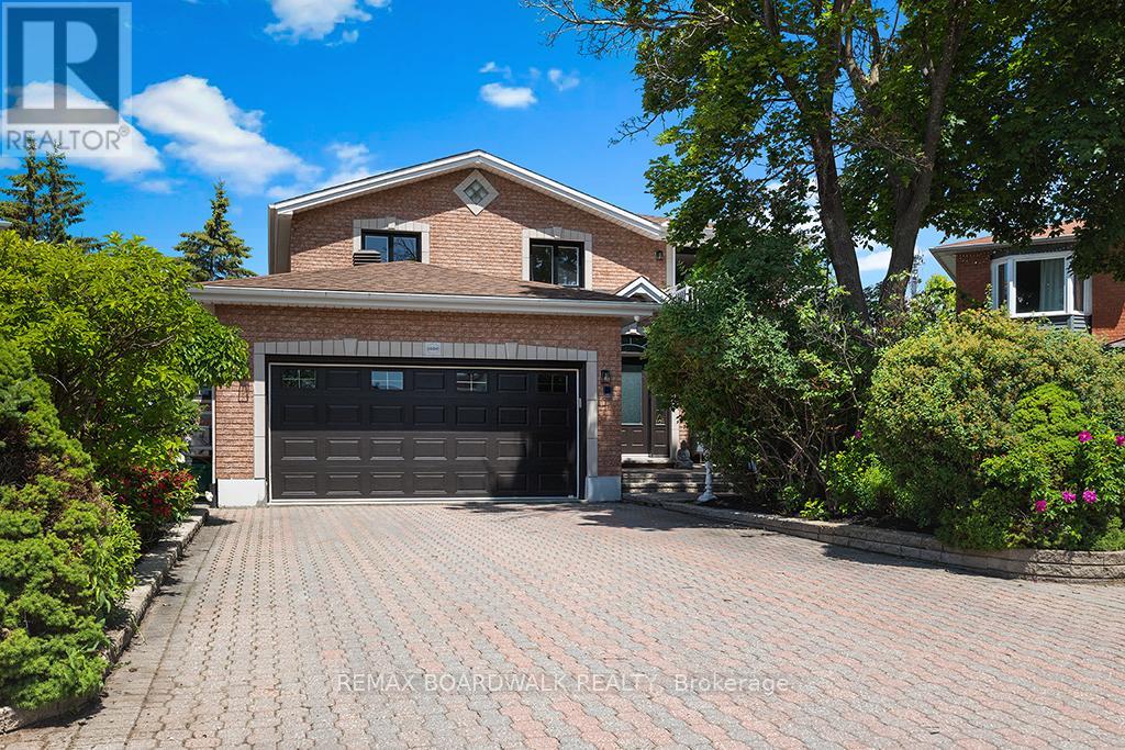 Welcome to 1560 Montcerft in Chateauneuf!