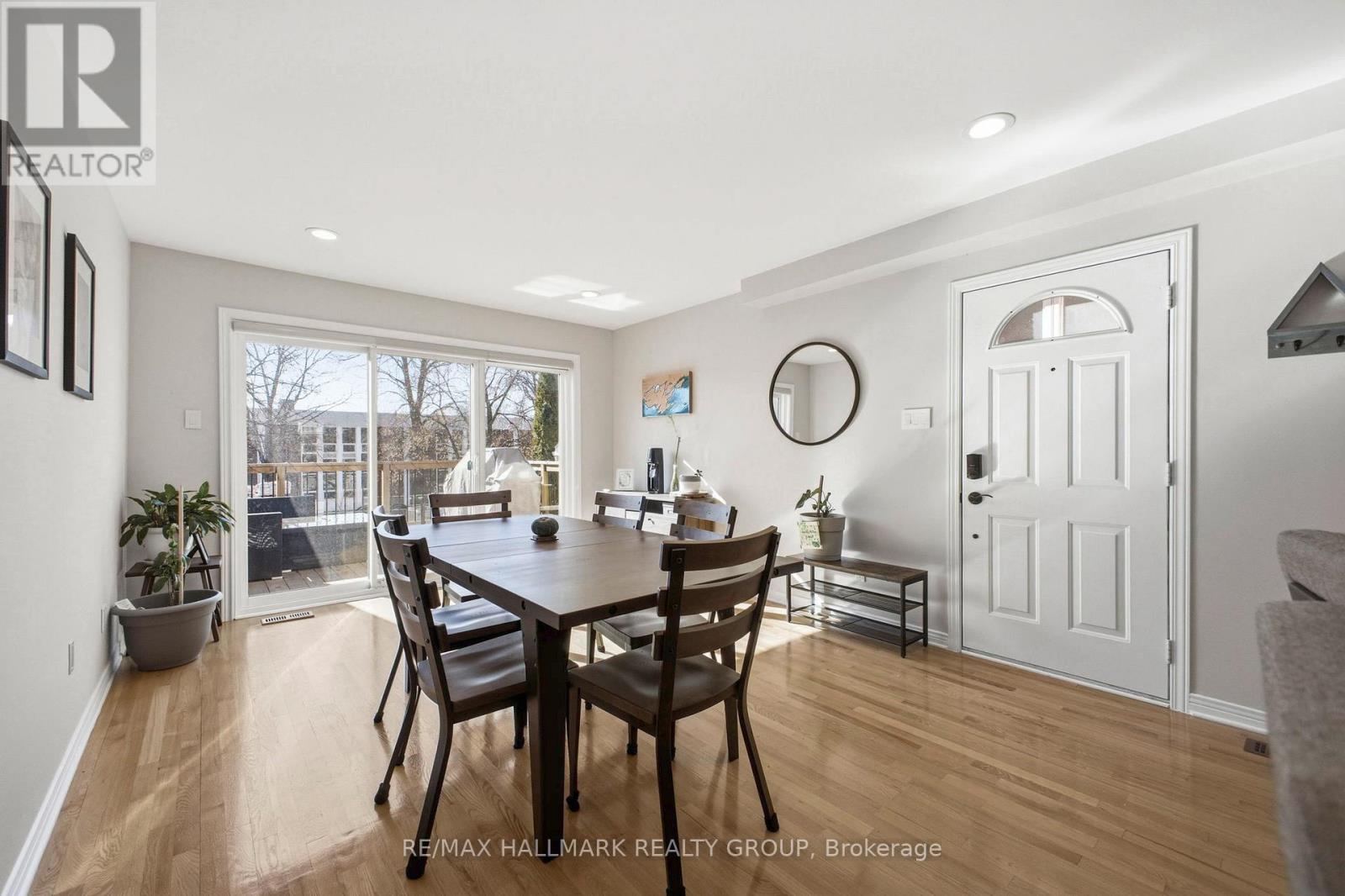 2 Bed, 3 Bath House for Sale in Ottawa – 303B JAMES STREET, Ottawa – MLS# X13462150 - Image 11