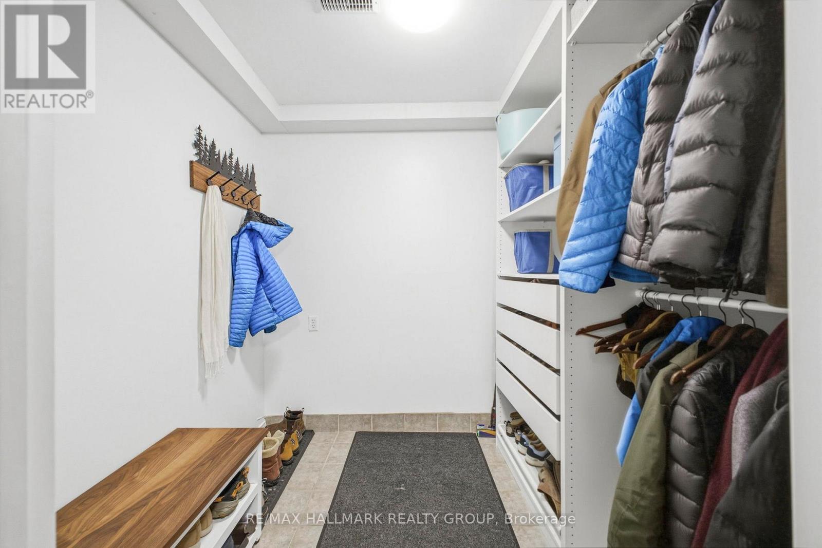 2 Bed, 3 Bath House for Sale in Ottawa – 303B JAMES STREET, Ottawa – MLS# X13462150 - Image 33