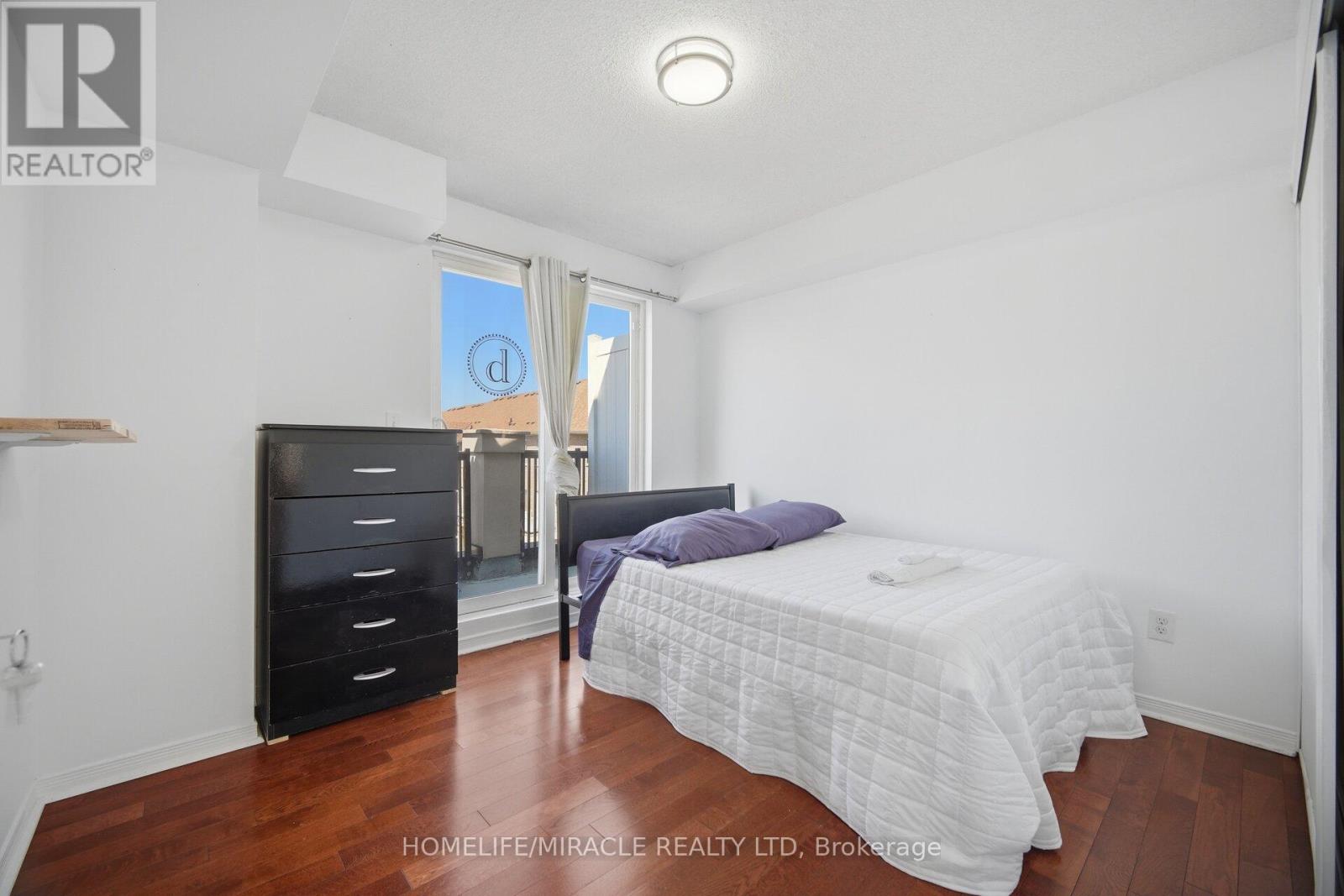 #2002 3049 FINCH AVENUE W - 20