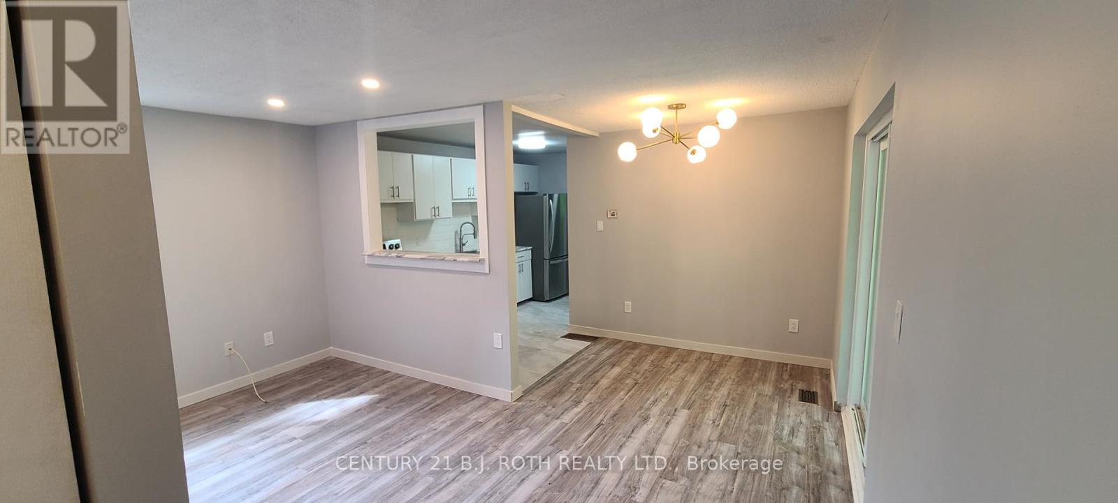 184 BORLAND STREET E - 48