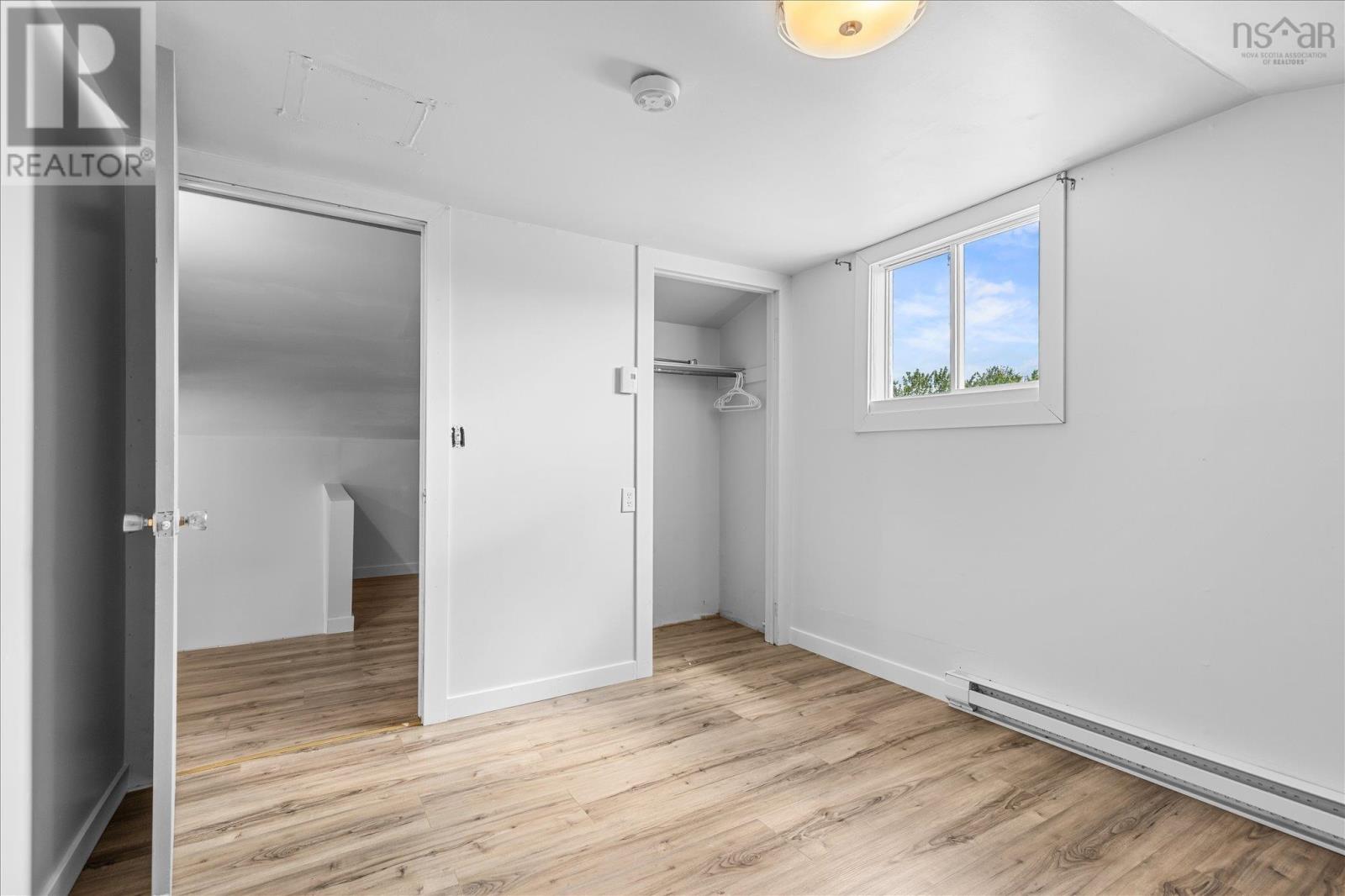 4184 203 Highway - 27