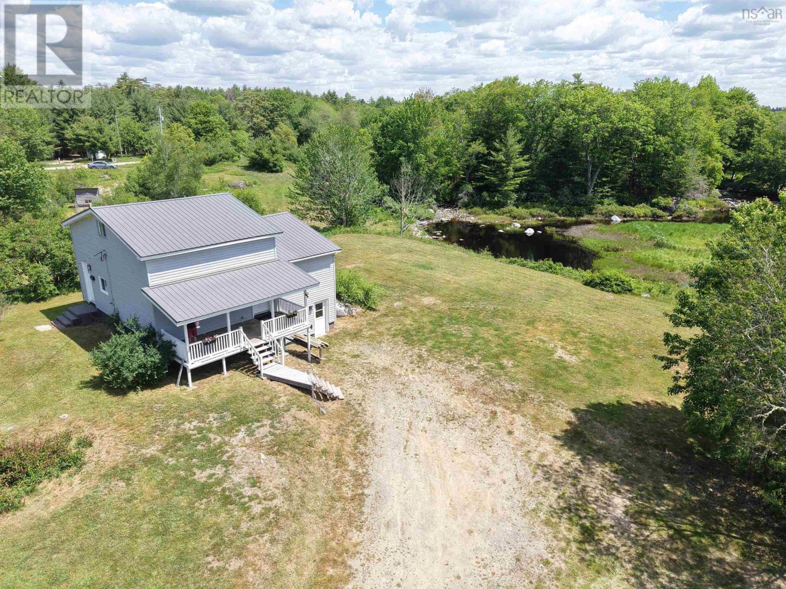 4184 203 Highway - 44