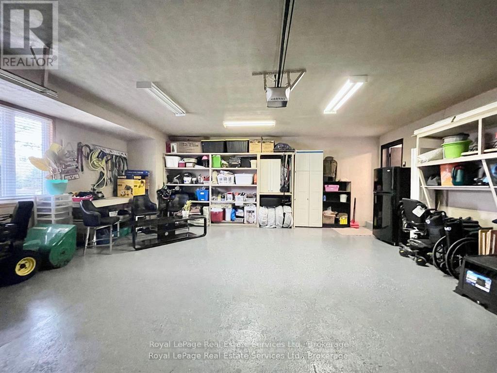 184 DUNDAS STREET E - 20
