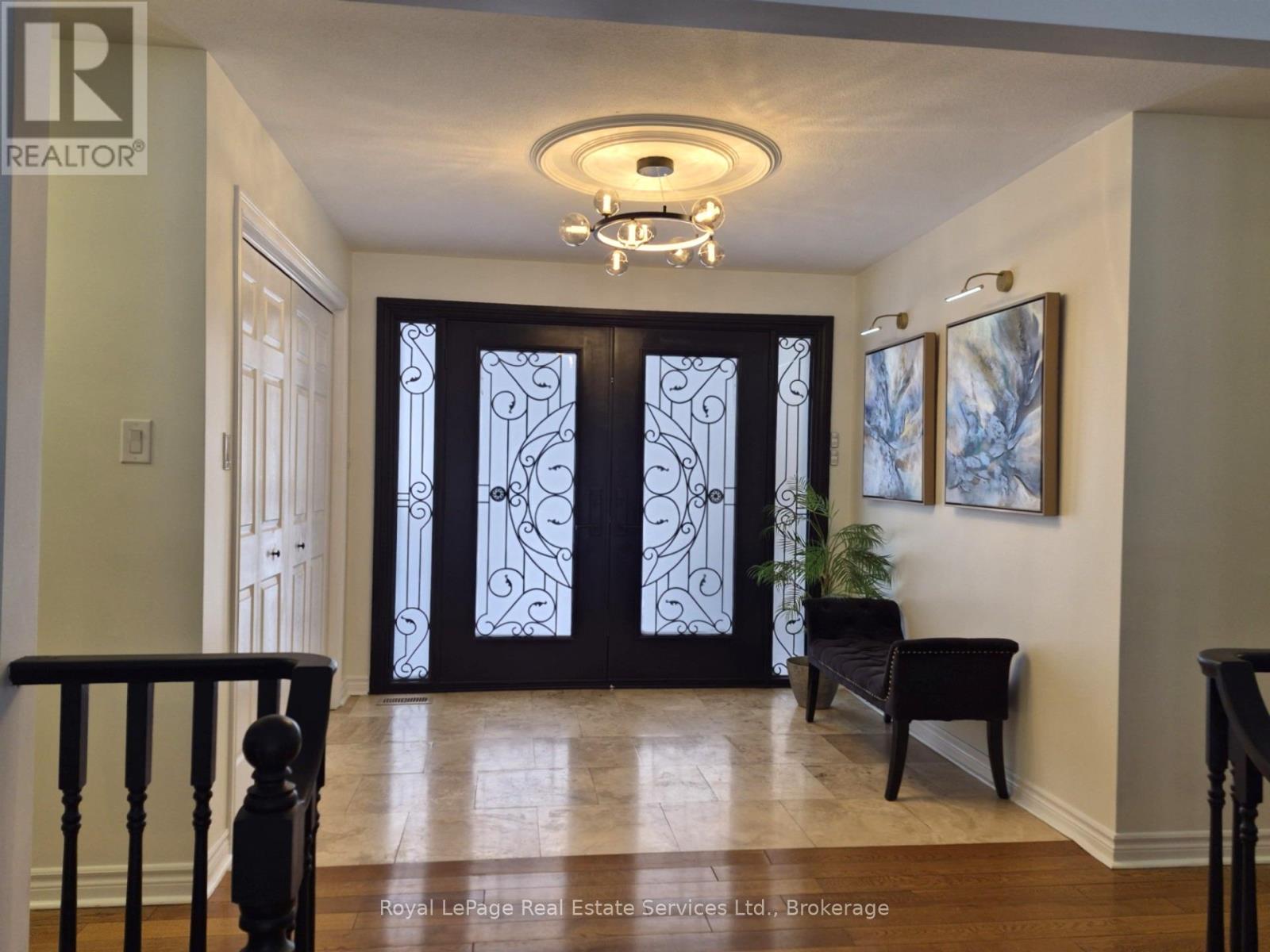 184 DUNDAS STREET E - 7