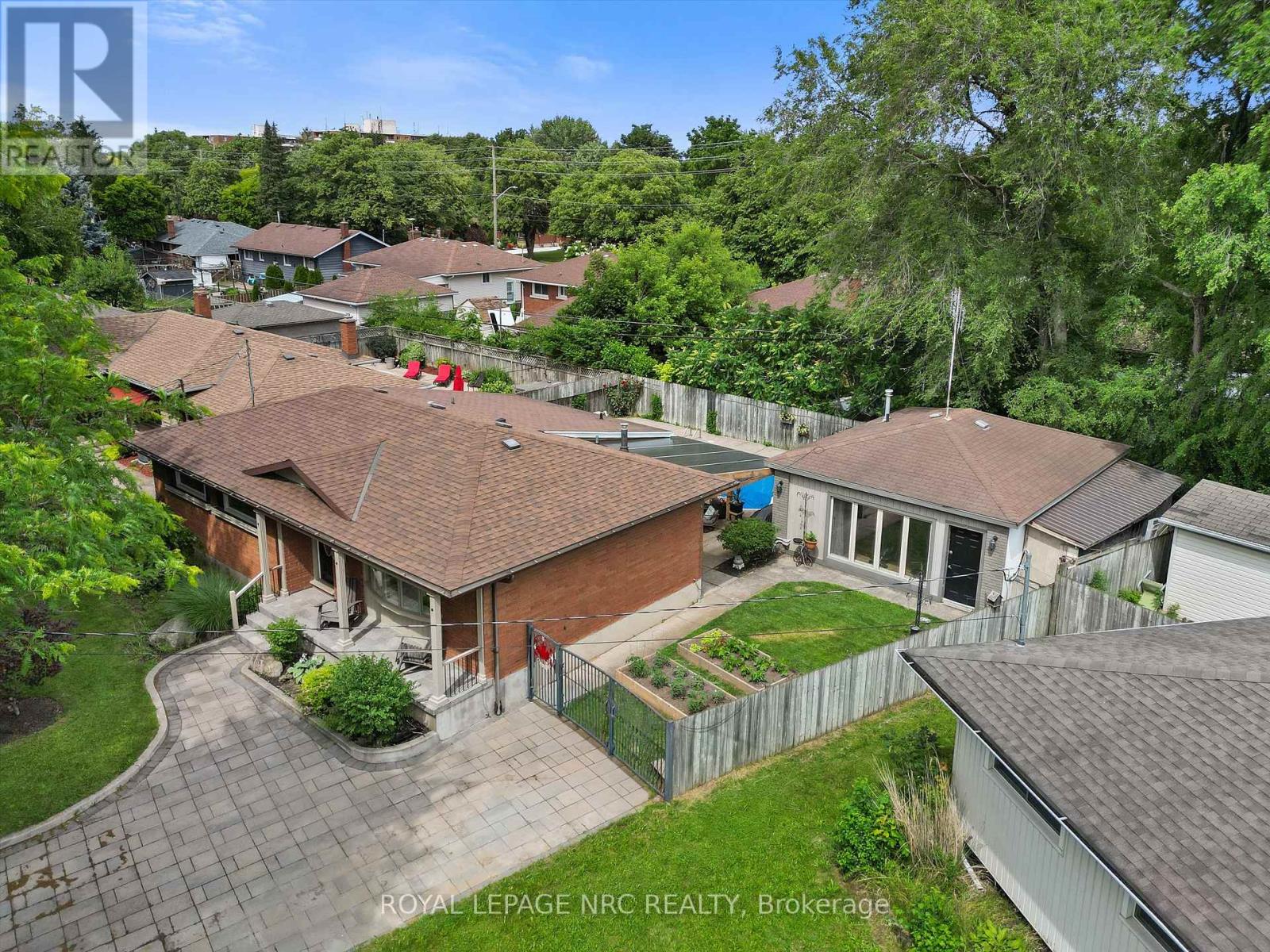 10 WAKELIN TERRACE - 36