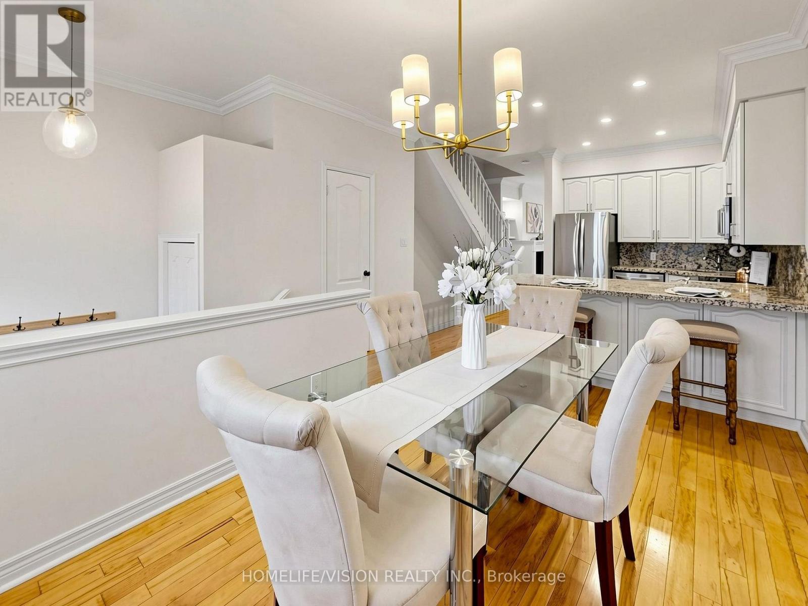 #TH2 175 GRAND AVENUE - 11