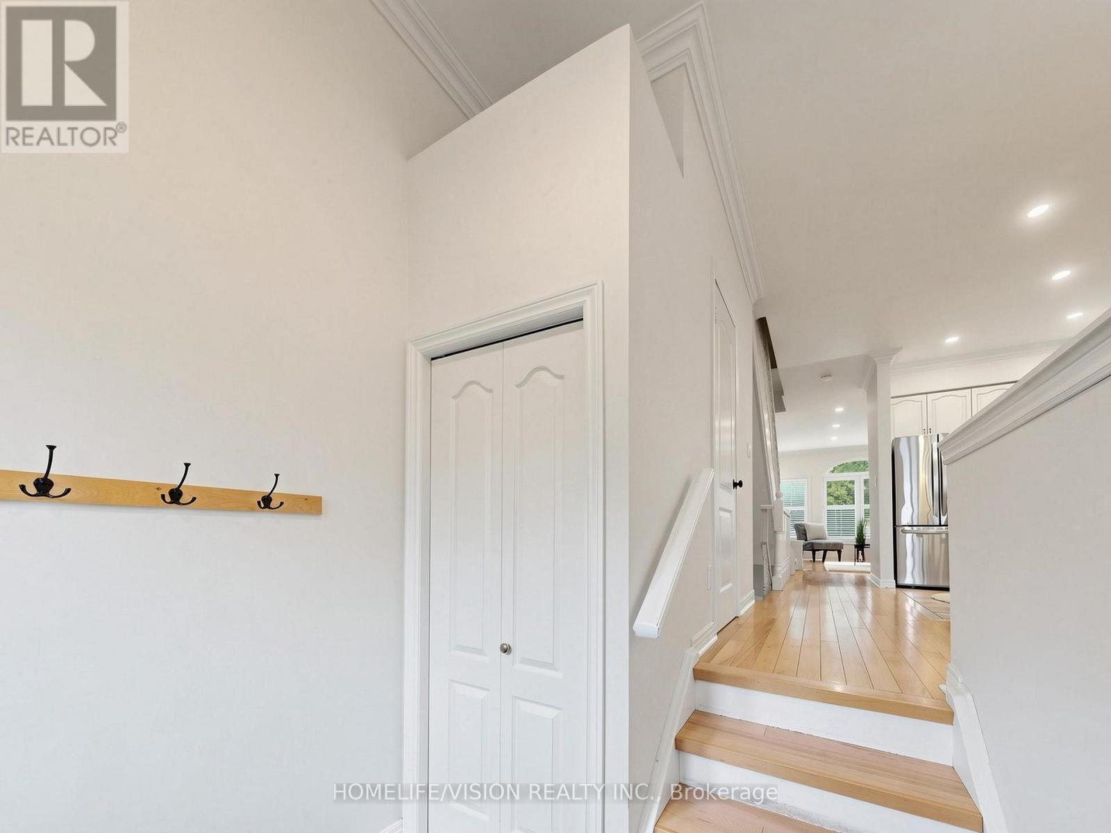 #TH2 175 GRAND AVENUE - 19