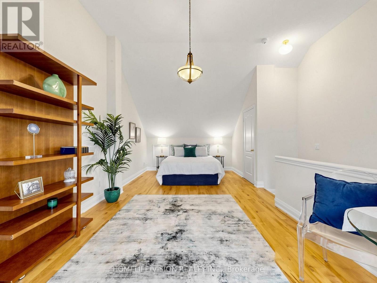 #TH2 175 GRAND AVENUE - 37