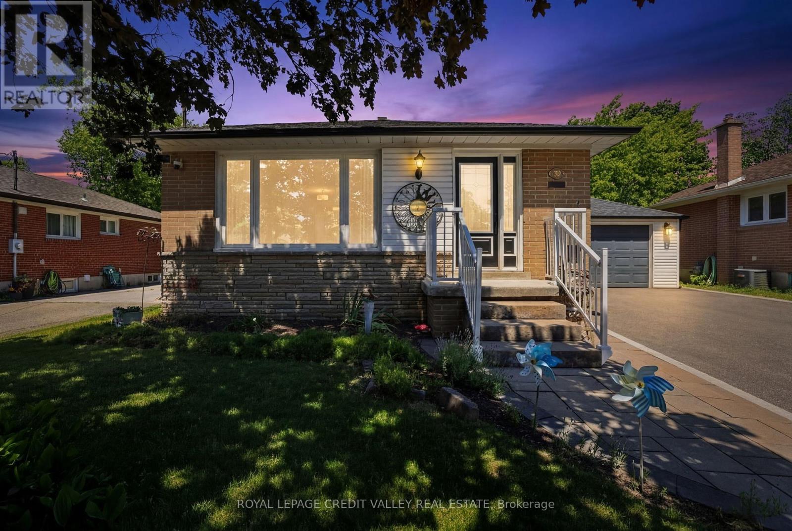 80 CORNWALL ROAD - 1